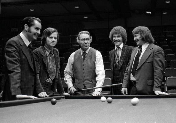 边路制造突 边路制造突