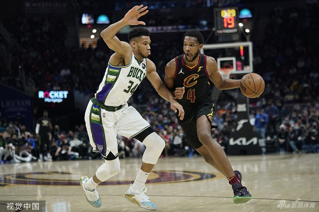 一场得体的 一场得体的